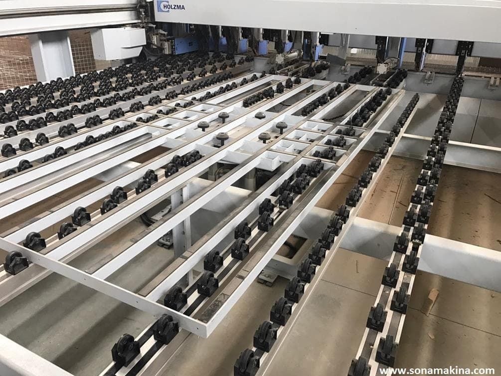 HOLZMA Profiline HPL 430/43/22 Asansörlü Panel Ebatlama Makinesi(Power Concept,Çevirmeli(2012)