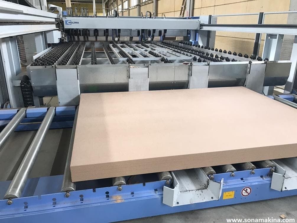 HOLZMA Profiline HPL 430/43/22 Asansörlü Panel Ebatlama Makinesi(Power Concept,Çevirmeli(2012)