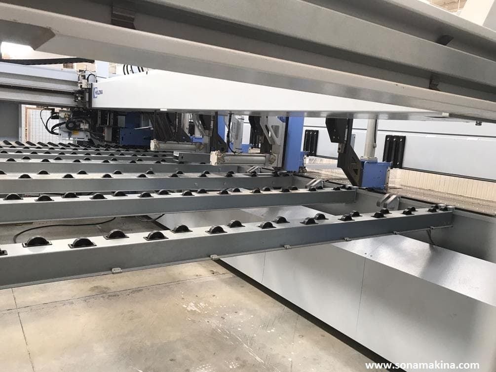HOLZMA Profiline HPL 400/43/22 Asansörlü Panel Ebatlama Makinesi (2013) İLK EL