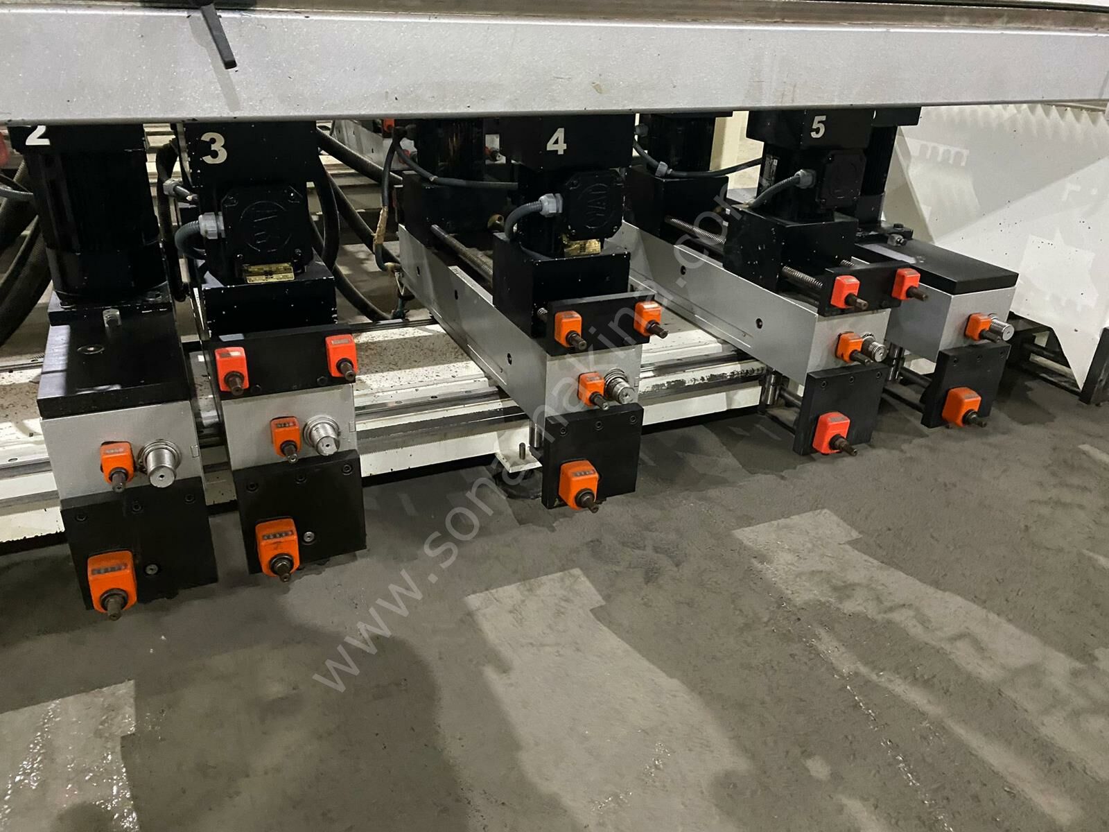Ünverler Klass 7x21 Çoklu Delik Makinesi 5+2