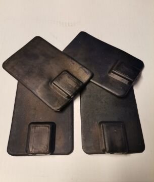 Karbon Rubber Tens Elektrod Pedi 2mm ve 4mm Girişli 6x9 cm