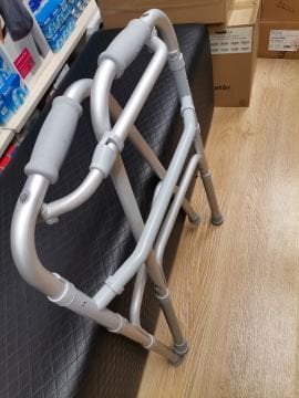 Orthocare Yürüteç Walker Act Katlanır Hareketli ve Sabit Ayarlı