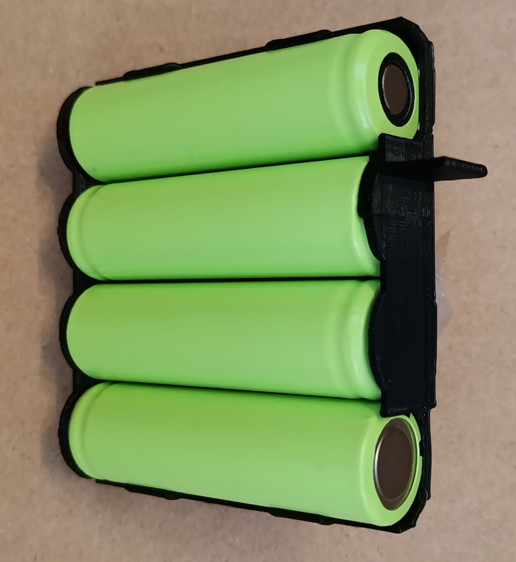 Compex Uyumlu Muadil 4lü Batarya Takımı