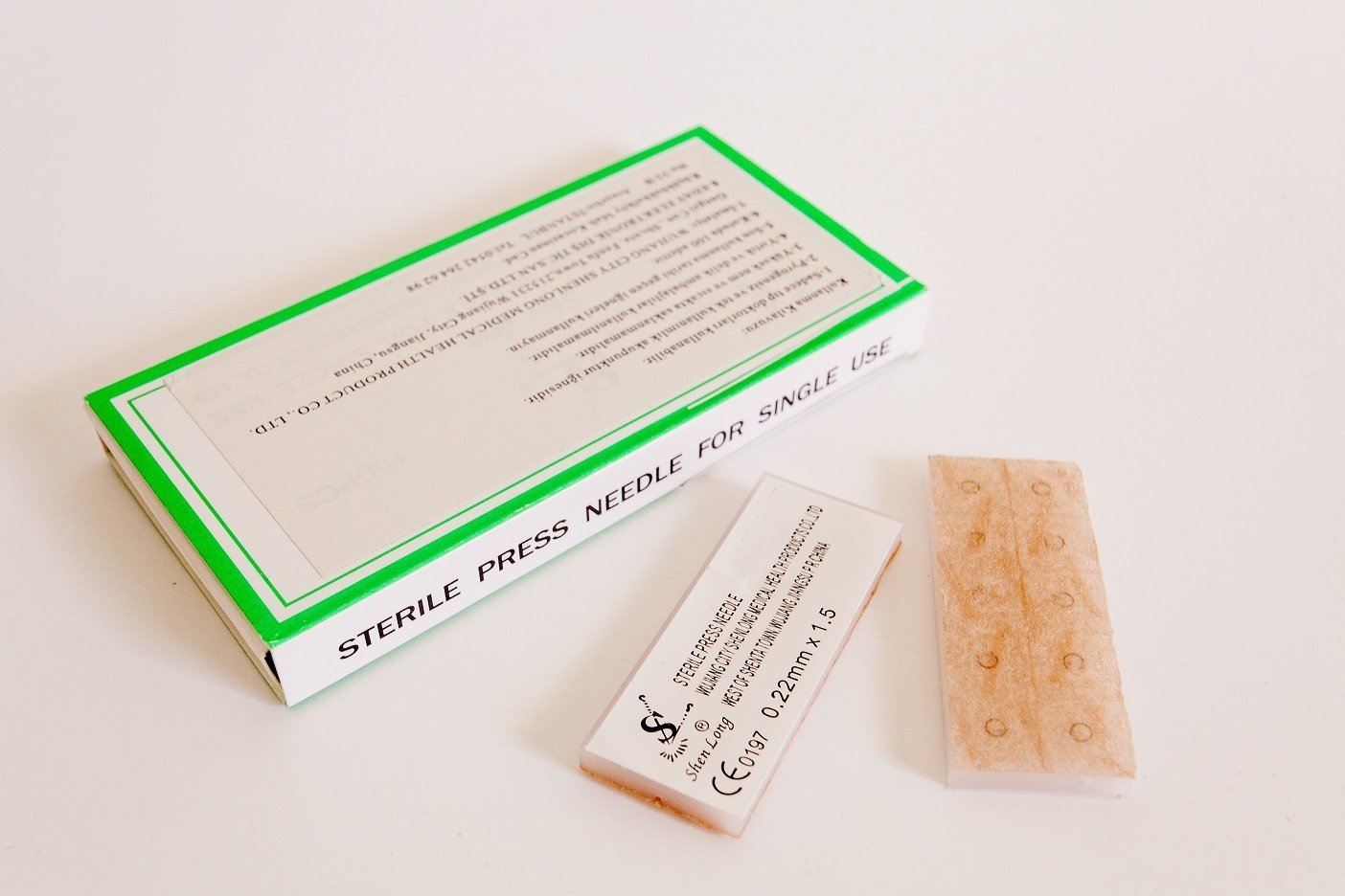 Kalıcı Kulak İğnesi + Manyetik Bilye 100'er adet