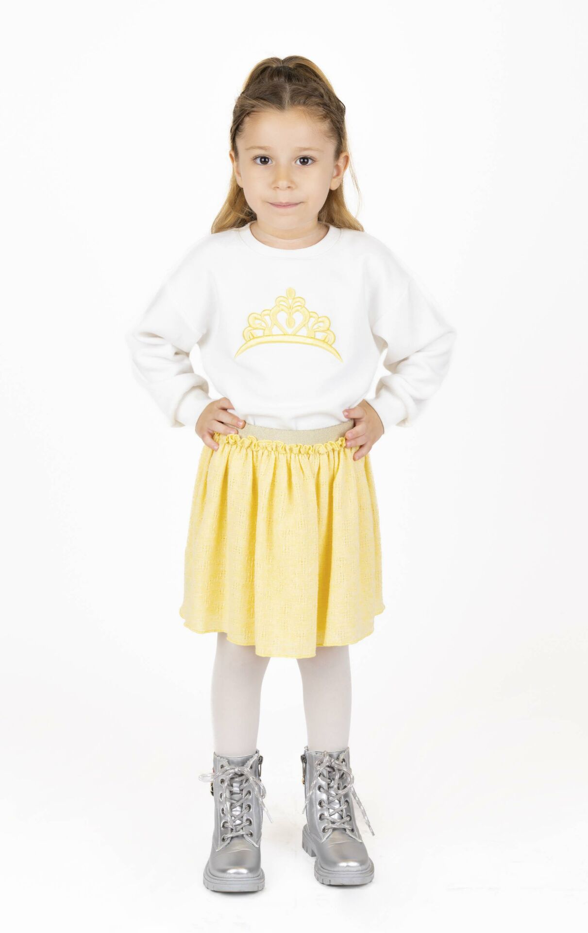 KIZ ÇOCUK İŞLEMELİ SWEATSHIRT