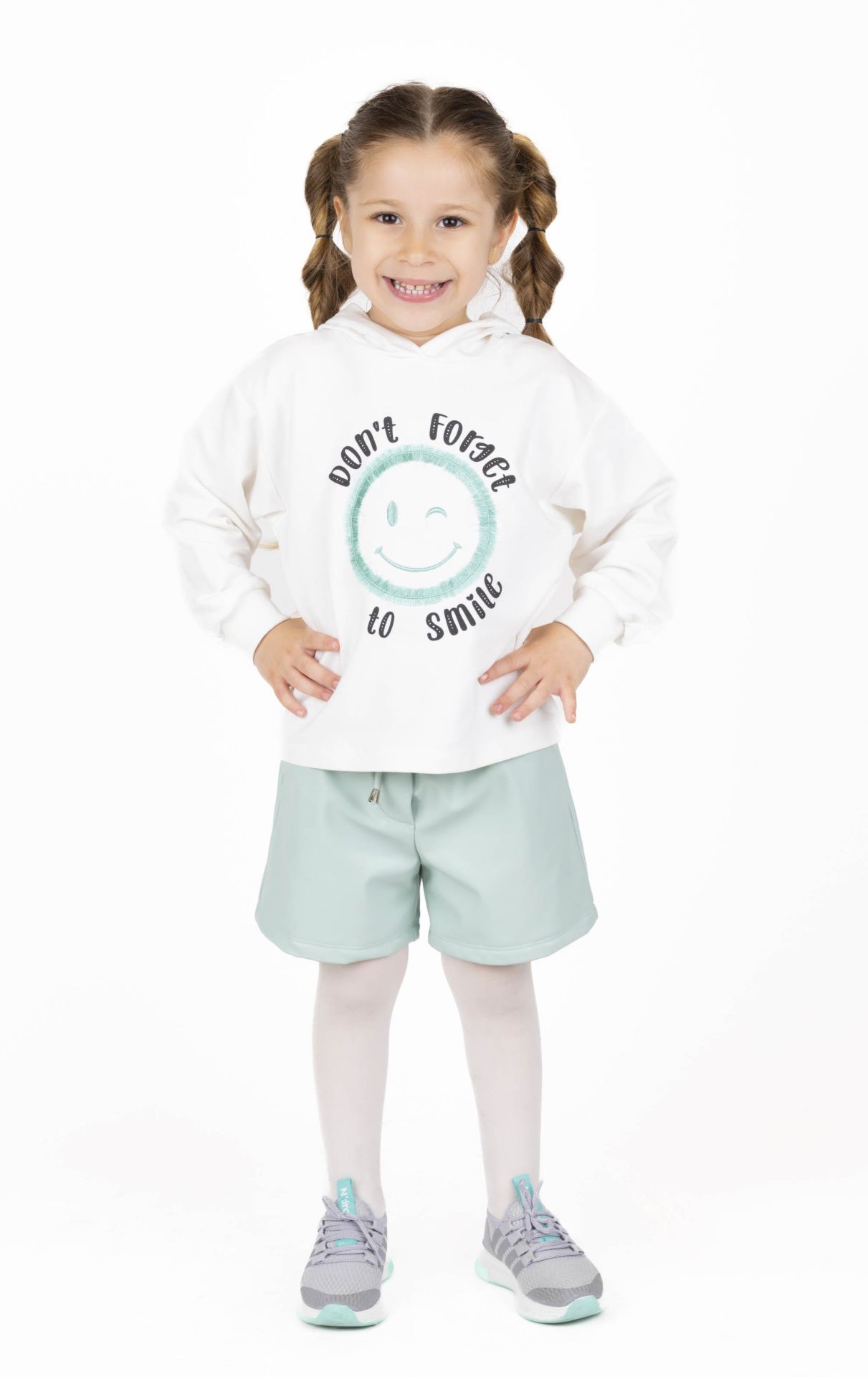 KIZ ÇOCUK TAŞLI KAPÜŞONLU SWEATSHIRT