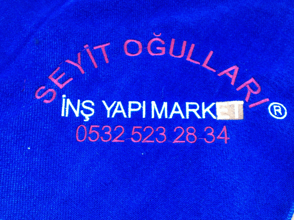 1 NO'LU NAKIŞ İŞLEMELİKADİFE MASA ÖRTÜSÜ