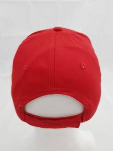 Kırmızı Siperli Şapka