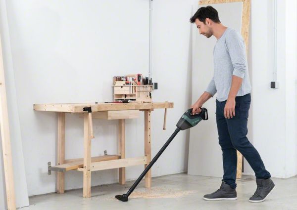 Bosch UniversalVac 18 Akülü Süpürge (Solo)
