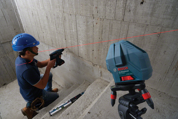 Bosch GLL 3-15 X Professional Çapraz Çizgi Lazeri 0.601.063.M00