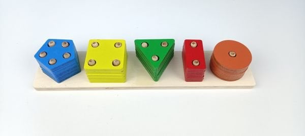 BEŞGENLİ GEOMETRİK ŞEKİLLER