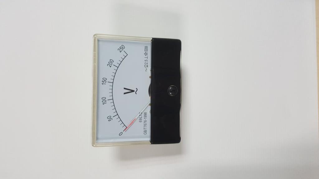 AC VOLTMETRE 0-250 VOLT