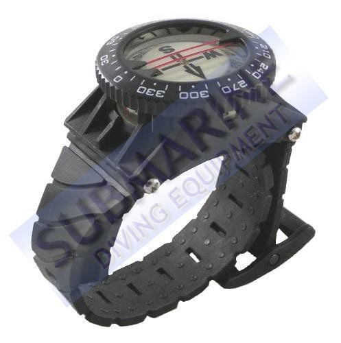 Kola Takılan Pusula