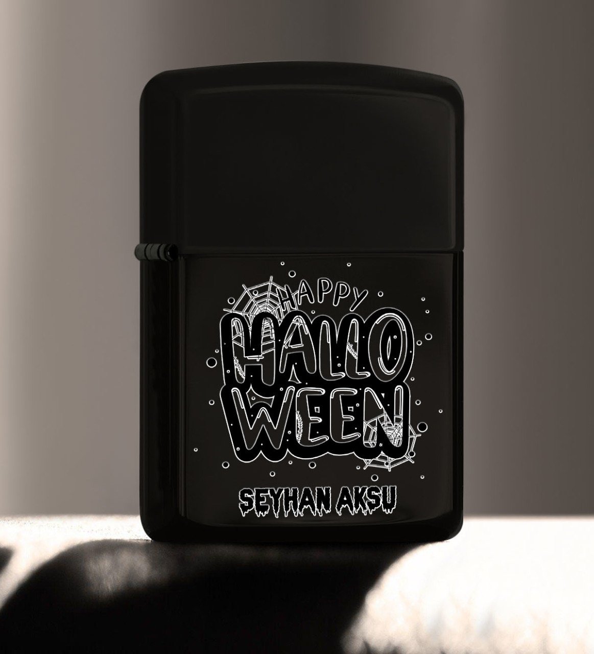 Kişiye Özel Happy Halloween Tasarımlı Renkli Baskılı Siyah Benzinli Metal Çakmak-1