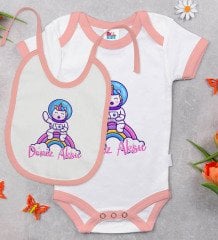 BK Kids Kişiye Özel Sevimli Astronot Tasarımlı Pembe Bebek Body Zıbın ve Mama Önlüğü Hediye Seti-1