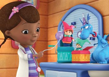 KS Puzzle 100 Parça Doc MCStuffins
