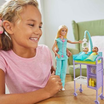 GKH23 Barbie Bebek Doktoru - Sarışın