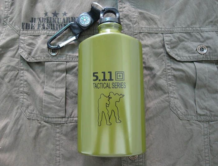 Tactical Pusulalı Su Matarası