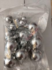 PASTA ÜSTÜ GÜMÜŞ METALİK TOPLAR SET