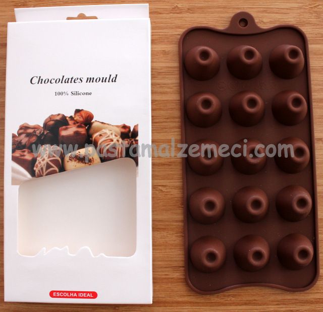 ÇİKOLATA KALIBI KUPBE ŞEKLİNDE 15Lİ