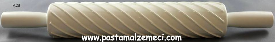 PARALEL ÇİZGİ DESENLİ ŞEKER HAMURU MERDANESİ
