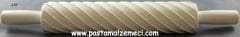 PARALEL ÇİZGİ DESENLİ ŞEKER HAMURU MERDANESİ