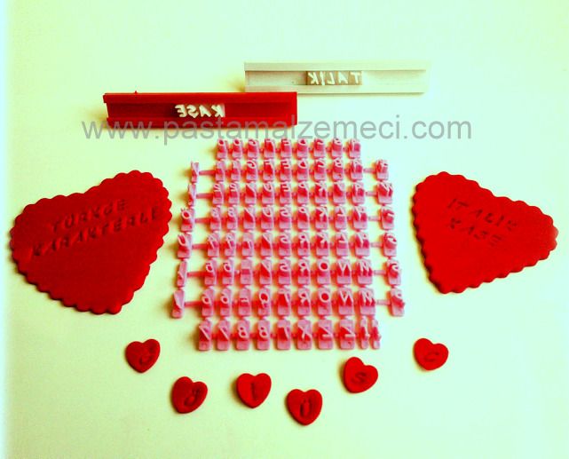 İTALİK KURABİYE KAŞESİ TÜRKÇE KARAKTERLİ