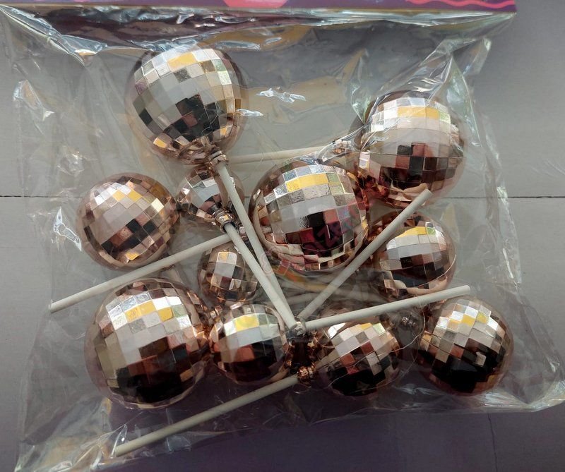 GÜMÜŞ PEMBE DİSKO TOPLARI KARIŞIK BOYLAR 12Lİ PAKET