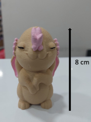 Burnunda Kelebek Olan Tavşan Krem Renk Pasta Figürü 8 cm