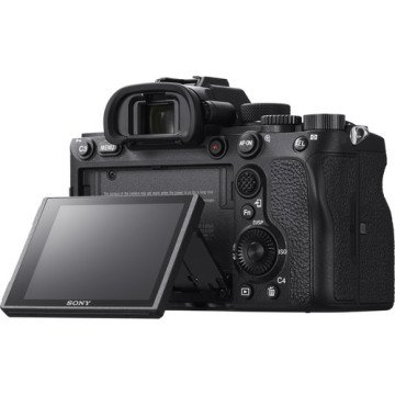 Sony A7R IV A Body + 85mm f/1.4 GM Lens