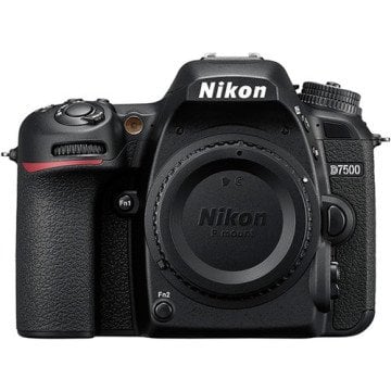Nikon D7500 Fotoğraf Makinesi (Body)