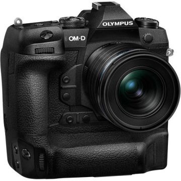 Olympus OM-D E-M1X 12-40mm f/2.8 Lens