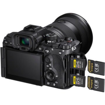 Sony A7R V + 70-200mm f/2.8 GM OSS II Lens