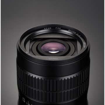 Laowa 60mm f/2.8 2X Ultra-Macro Nikon F