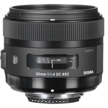 Sigma 30mm f/1.4 DC HSM ART Lens (Canon EF)