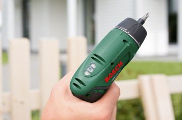 BOSCH GSB 180-LI Akülü Darbeli Vidalama 18 Volt 1.5 Amper