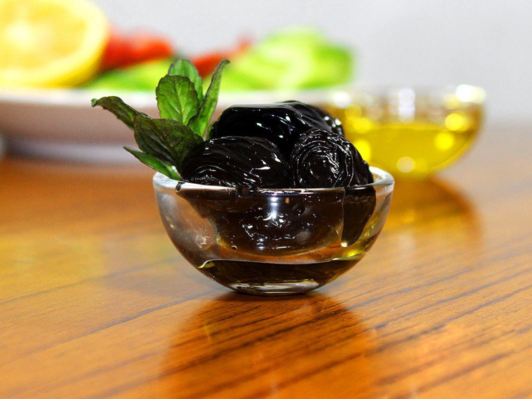 Yağlı Sele Zeytin Orta Direk Zeytini 1000 G