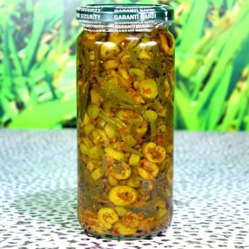 İzorya Kaya Koruklu Taze Naneli Yeşil Zeytin Salatası 450g.