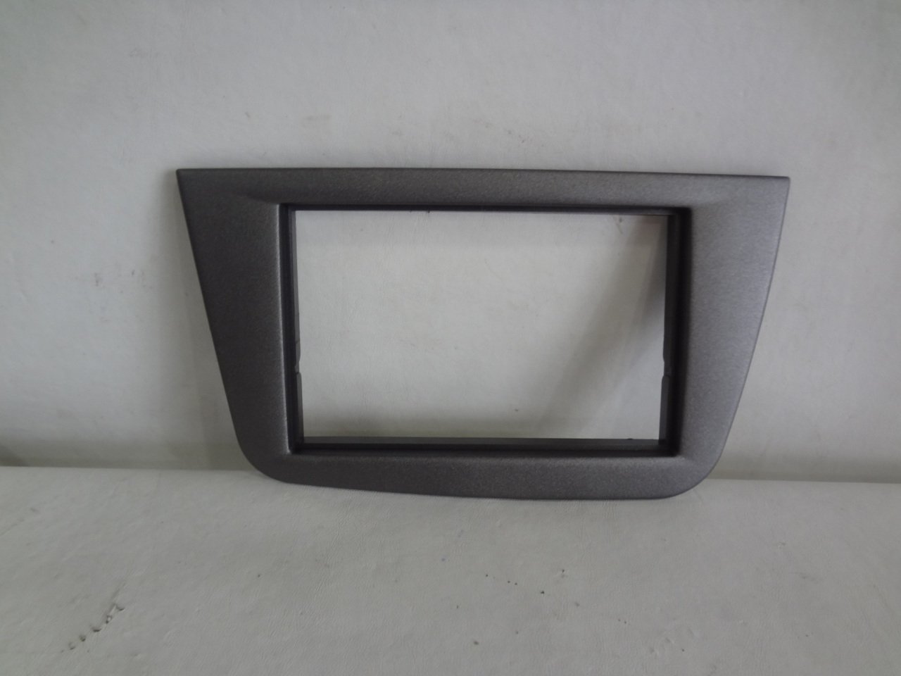 Seat Altea Uyumlu Double Teyp Çerçevesi 281328-04