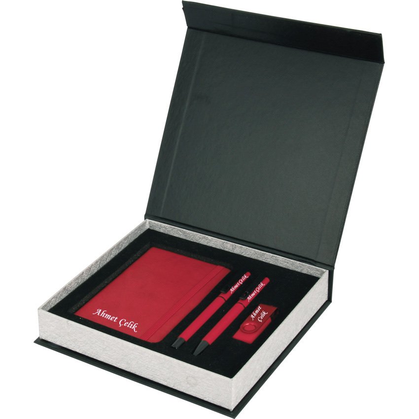 Wings Printik Kırmızı Hediyelik Set | İsme Özel | 16Gb Usb Bellek + 10x14 Not Defteri + Roller Kalem + Tükenmez Kalem | Hepsi İsme Özel