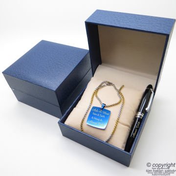 Kişiye Özel Mavi Künye Kolye + İsme Özel Mini Cep Kalemi - Hediyelik Kutulu Set