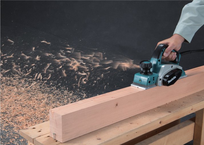 MAKITA KP0800 PLANYA 82MM