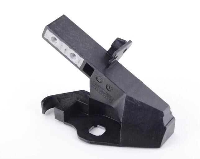 Tampon Braketi W205 Ön Sol 2056203401