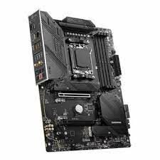 MSI MB MAG B650 TOMAHAWK WIFI AM5 DDR5 6600MHZ(OC) HDMI DP M.2 USB3.2 2.5G LAN WIFI 6E ATX