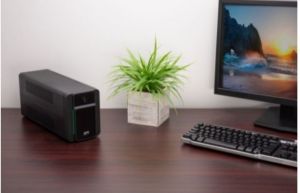 BVX700LUI APC Easy UPS BVX 700VA, 230V, AVR, USB Charging, IEC Sockets