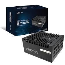 ASUS PRO WS 2200W PLATINUM PSU, GELİŞMİŞ GÜÇ DAĞITIMI VE DÖRT EKRAN KARTI DESTEĞİYLE AĞIR AI GÖREVLERİ İÇİN TASARLANMIŞTIR.