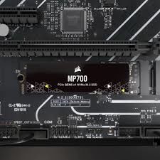 CORSAIR CSSD-F2000GB MP700R2 MP700 SERIES GEN5 PCIE 5.0 X4 M.2 SSD 2TB 10.000MB/s OKUMA HIZI/ 10.000MB/s YAZMA HIZI