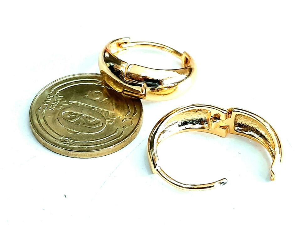 Altın Renkli Halka Küpe Düz Desen Yuvarlak