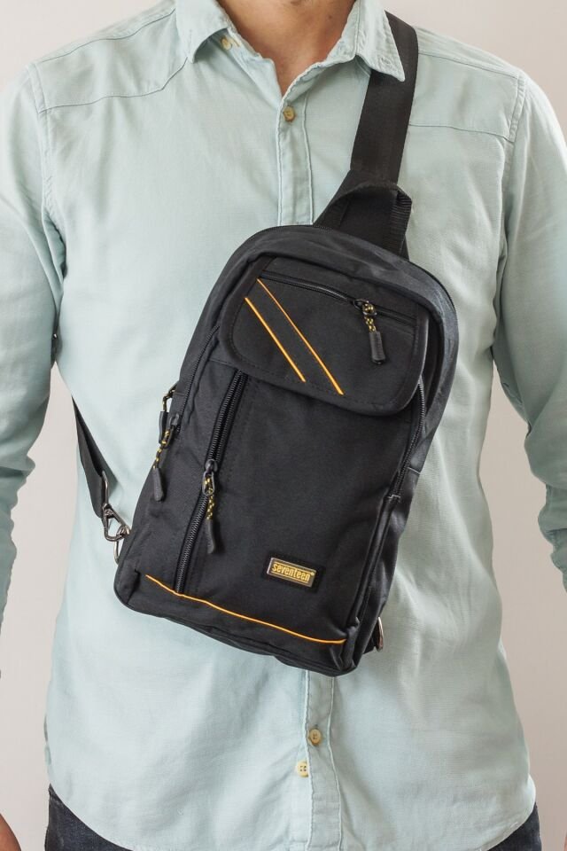 SEVENTEEN Çapraz Sırt Omuz Göğüs Su Geçirmez Askılı Unisex Siyah Çanta 4926