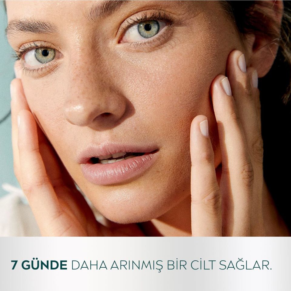 NIVEA Derma Skin Clear Night Exfoliator Gece Arındırıcı Krem 40ml, %8 Glikolik Asit (AHA) ve Salisil